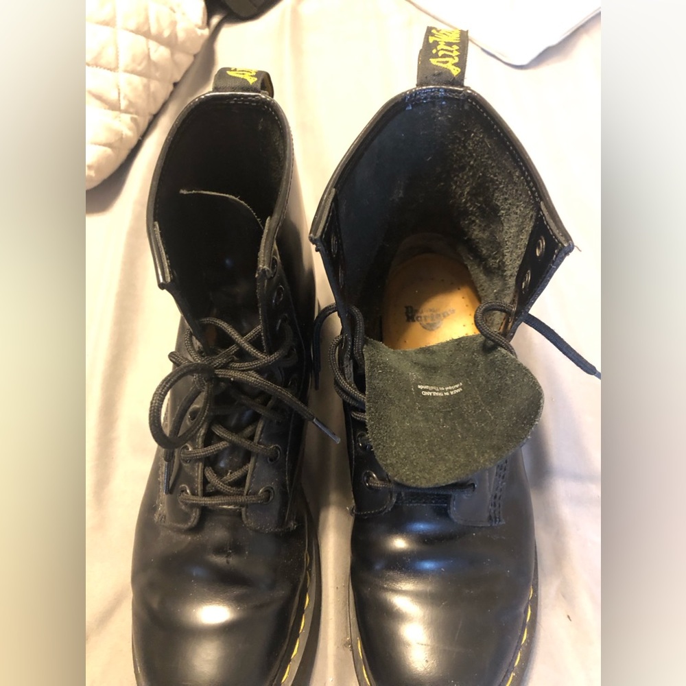 DOC MARTENS